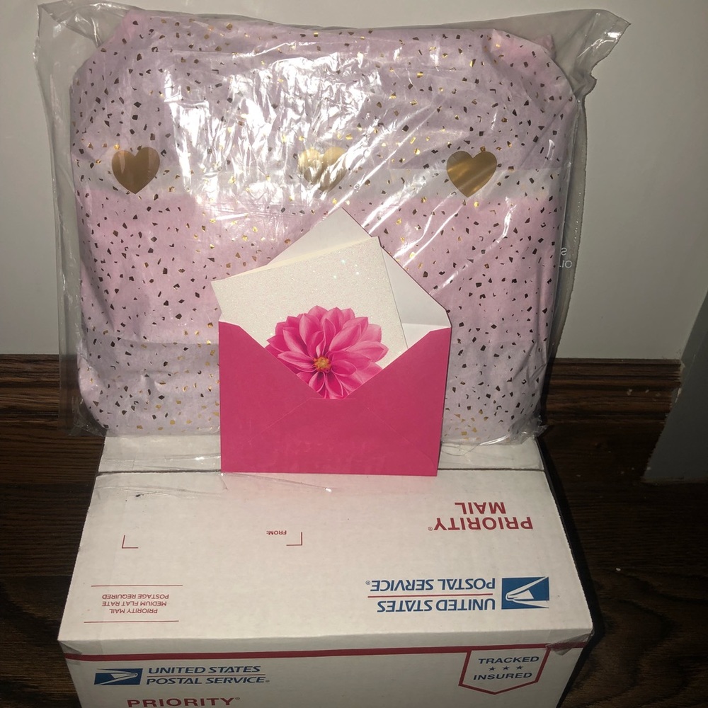 PACKAGING IDEAS AND TECHNIQUES